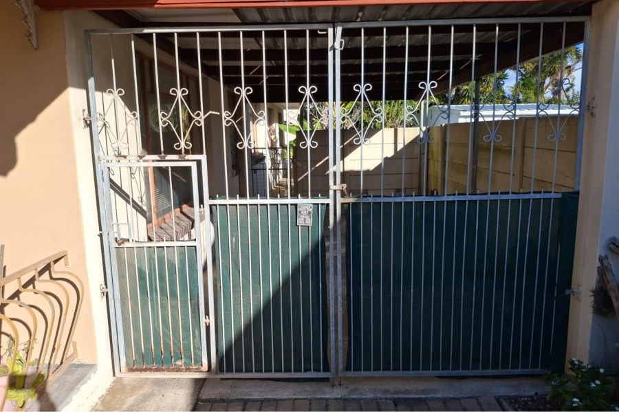 4 Bedroom Property for Sale in Kabega Park Eastern Cape
